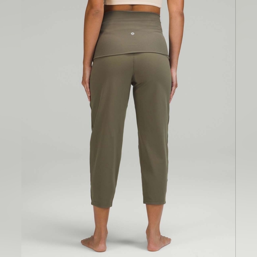 Lululemon Align Ribbed Waist Cropped Jogger Size 4 Carob